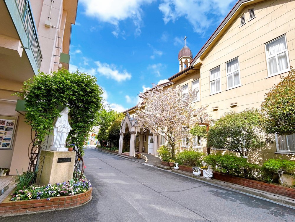 東部18_学校法人小さき花園幼稚園_写真.jpg